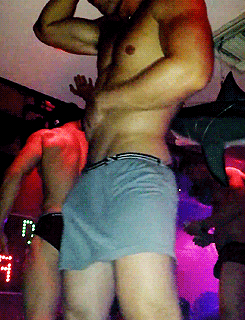 geekerguy82:  nakedboygay:  Naked Boy Gay  MMMMHMMM!!!