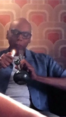 gaycave:  RuPaul before the latest episode.