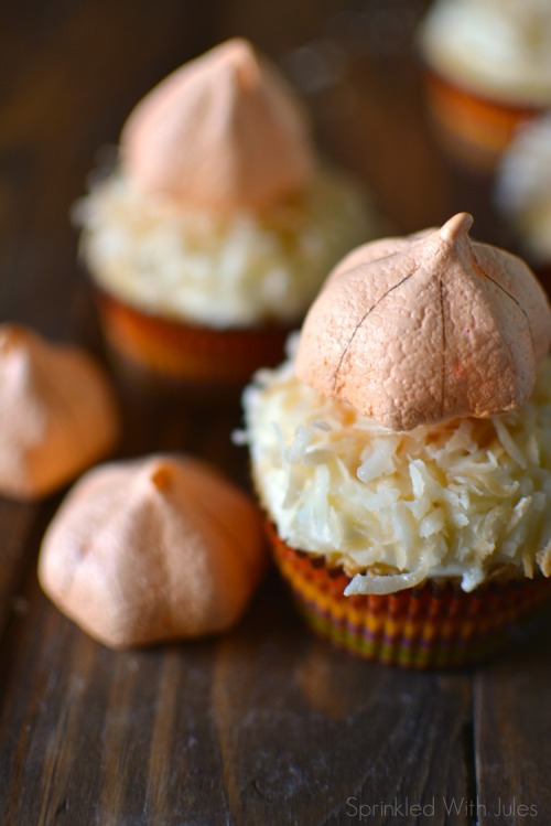 confectionerybliss: Pumpkin Meringue Cookies and Cupcakes | Sprinkled With Jules