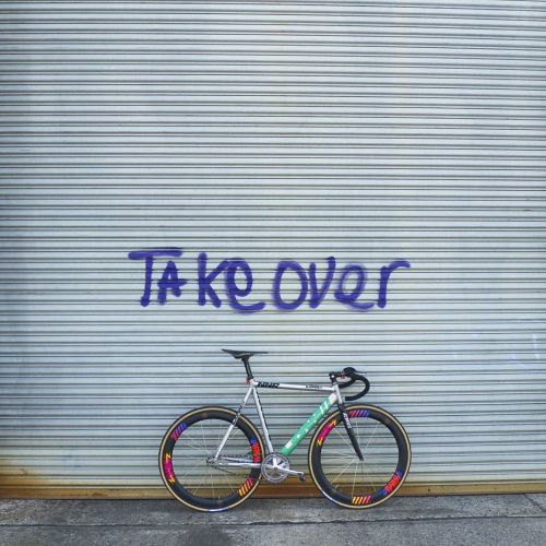 thebicycletree: Tag someone capable for a takeover @nevernotriding #NNR #NeverNotRiding #cyclist #fi