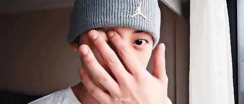 A Soft Sleepy Loey In Vietnam To The Stage Chanyeol & Sehun Studio.nng Update