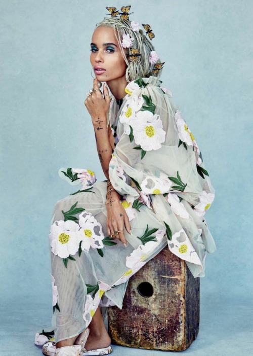 visualjunkee: ZOË - model: Zoe Kravitz - photography: Patrick Demarchelier - styling: Beth Fenton - hair: Nikki Nelms - makeup: Tom Pecheux - manicure: Rieko Okusa - set design: Josephine Shokrian - Allure June 2017 featured: (1st look) Simone Rocha
