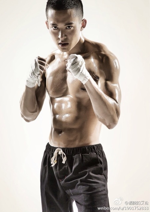 vernonlqchan:Chinese muscle hunks Allen Yu. 