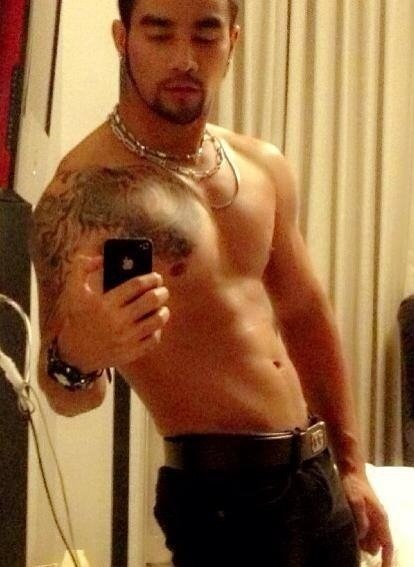 verse-caribbean-dude:  asianmusclefetish:  Original post: http://asianmusclefetish.tumblr.com