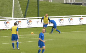 widgenstain:  WUT THE FUCK??!! BRWAHAHAHAHAHAHAHA if a wee cheeky Scotsman annoys