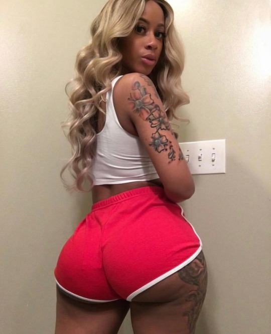 bishopstrump:  IG@iamblondee#iamblondee