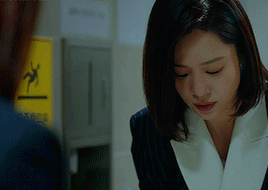 veronicapark:I’m doing what is right. But that’s not the same case for you. I do whatever my client 