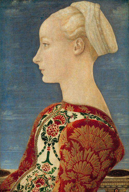 Profile portrait of a young lady.1465. Oil on wood. 52.2 x 36.2 cm. Artist unknown.