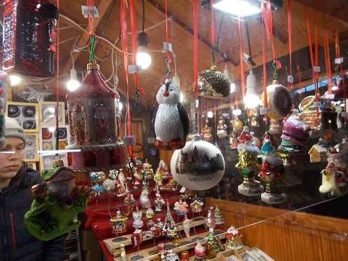  Various Christmas decorations - including many kinds of hand made Christmas balls (photo set 2).