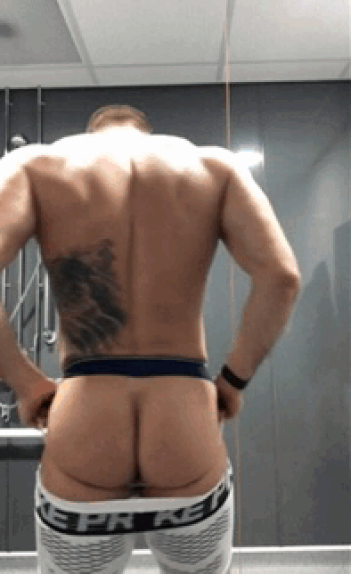 Speedobuttandtaint:  Bigmusclestuds:  Pop Those Straps Big Studbig Muscle Studs Is