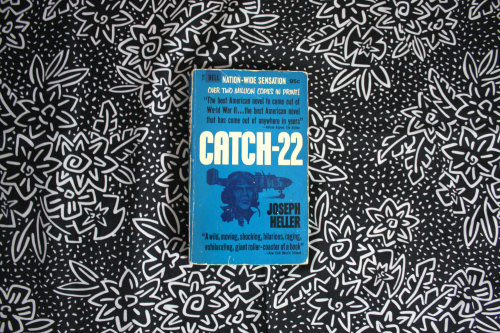 Catch-22 by Joseph Heller. 1969 Paperback Book. Classic Novel of American Post-WWII Literature. Catc