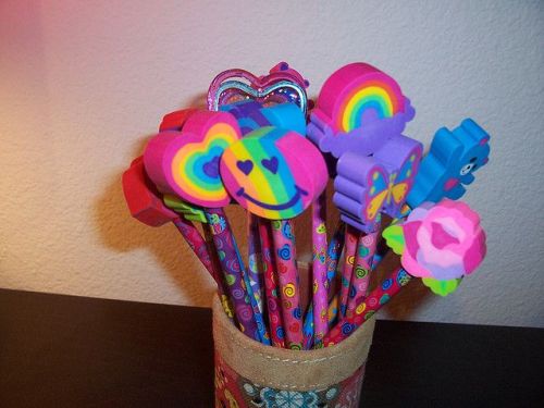 my90schildhoodnostalgia:your90s2000sparadise:Lisa Frank Pencils and Pencil Toppers, 1990′sThese are 