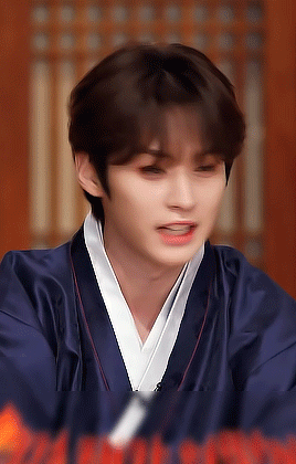 LEE KNOW ♡ SKZ CODE EP. 27 A DAY AT SKZ ACADEMY #1