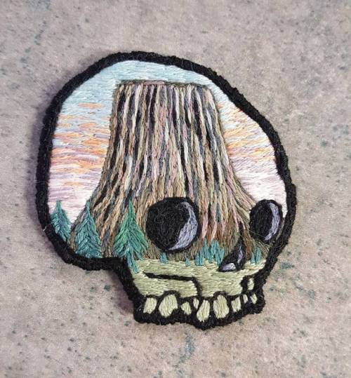 Porn sosuperawesome:  Embroidered Patches by Atomic photos