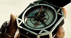 daehnerys:  The king and his menstole the queen from her bed,and bound her in her