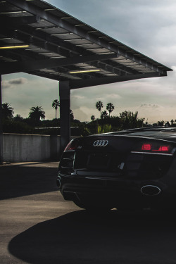 captvinvanity:   Ervan Sanjaya | The Audi R8    