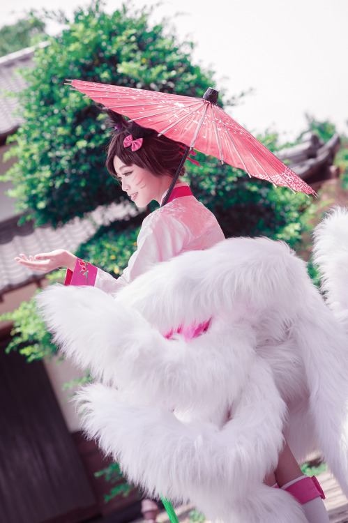 Porn Pics league-of-legends-sexy-girls:  Ahri Cosplay