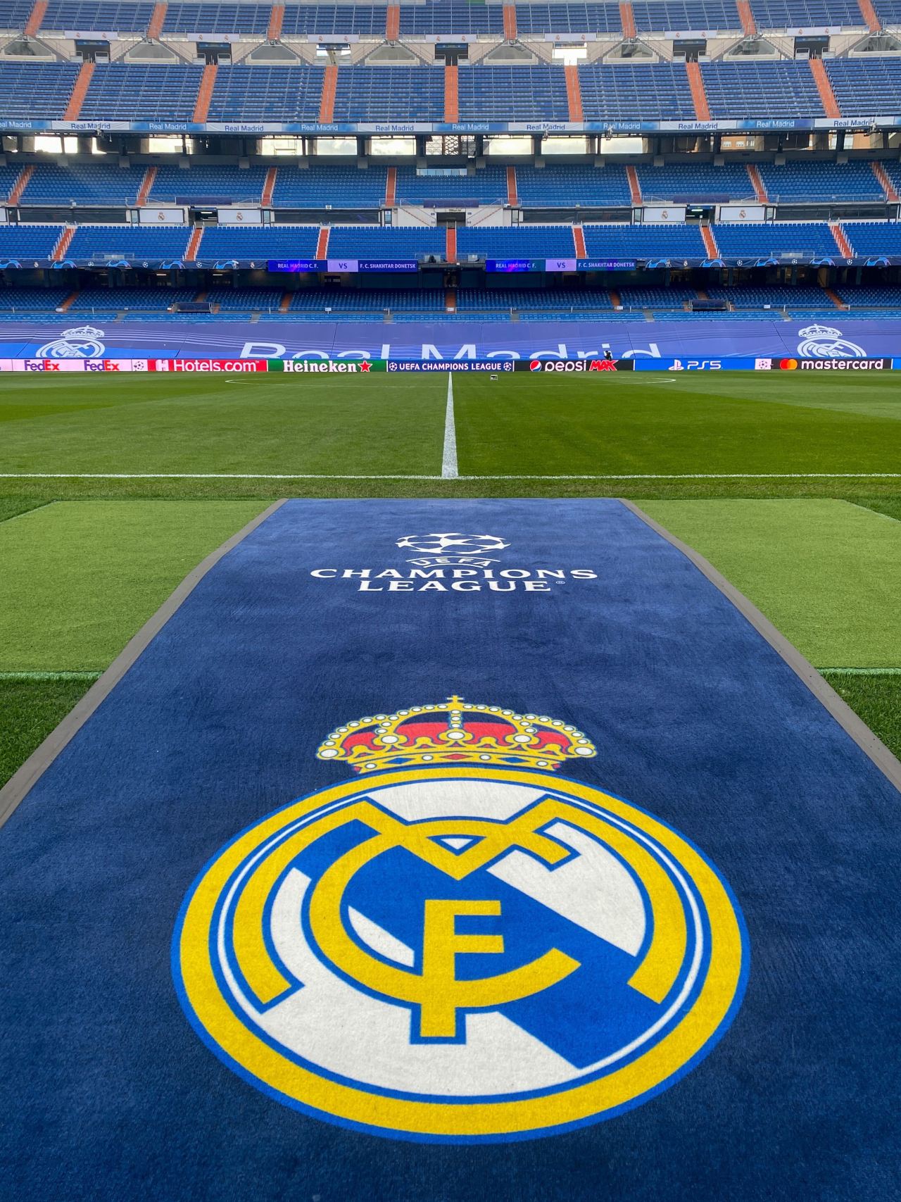 Real Madrid C.F. 🇬🇧🇺🇸 on X: BERNABÉU + #UCL