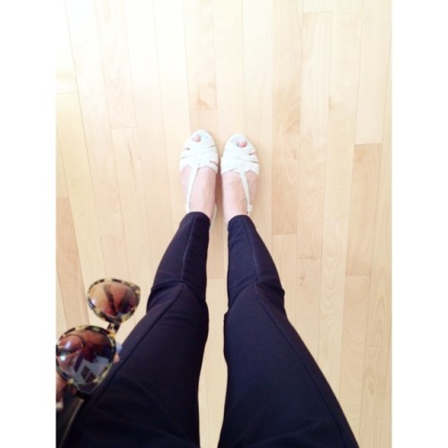 I wear these Zara pants as often as hygiene allows. #ootd
