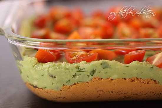 veganinspo:  Layered Chipotle Hummus &amp; Guacamole Dip  Stuff dreams are made