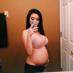 swollenfam:  swollenfam: what lovely proportions, mommy and daddy must be so proud…