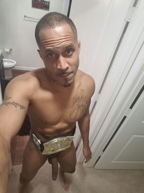 islandfreak876:  htownsfinnest77:  I need somebody to come make this dick extend to  10 inches  Got u bra.