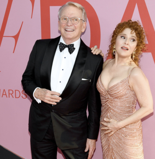 callmedotseurat:Bernadette Peters attends the CFDA Fashion Awards with Bob Mackie (June 2019) 