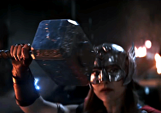 Prečo uvidíme ženského Thora, kto je záporákom filmu a čo tam robia Strážcovia galaxie? Všetko, čo potrebuješ vedieť o Thor 4