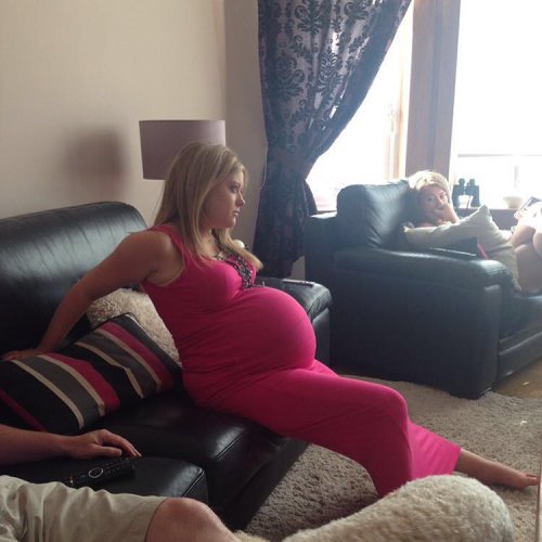 Pregnant Womens In Nice Tight Dresses :)