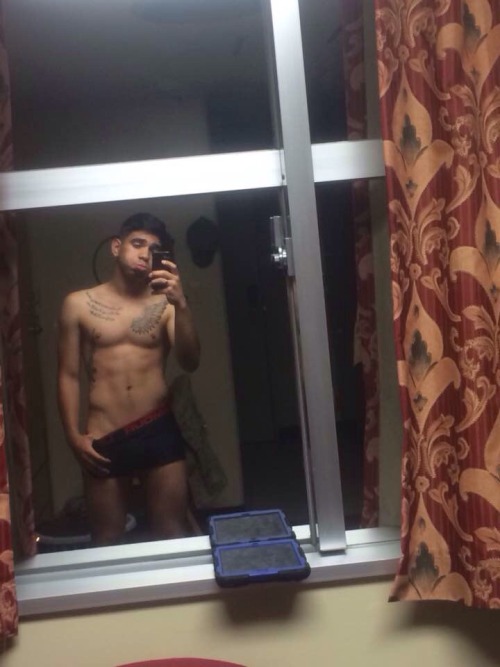 betosgaylatinmenfan:    Beto’s Cornerhttp://betosgaylatinmenfan.tumblr.com/  