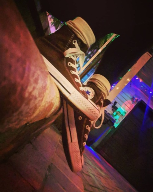 cmast68-blog: I thought tonight would suck like every other night I’d party with my friends Bu