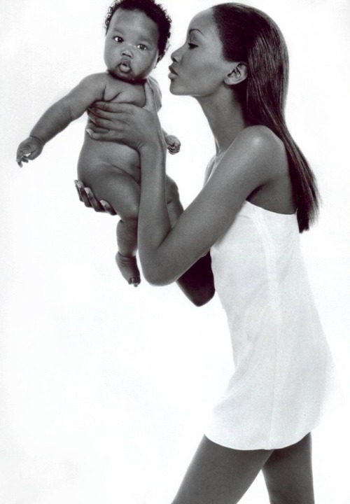 fuckrashida - Beverly Peele with her daughter Cairo photographed...