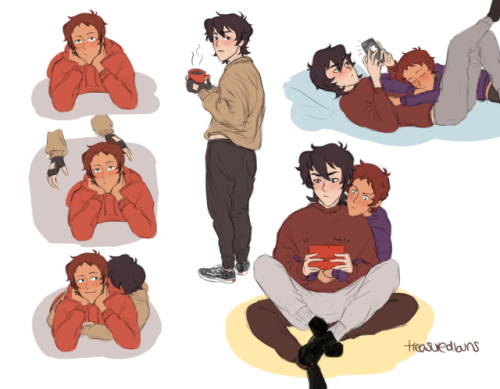 treasuredbuns:have you noticed yet that I really like cuddly sweaters (+ sweatpants)