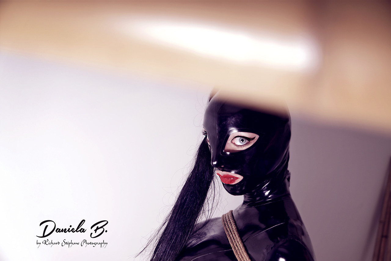 zen2chobizo:Daniela’s Rubber World