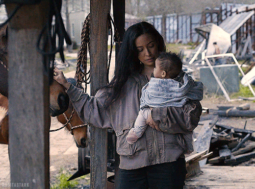 rcsitastark: CHRISTIAN SERRATOS as Rosita Espinosa“Hunted” — The Walking Dead S11E3