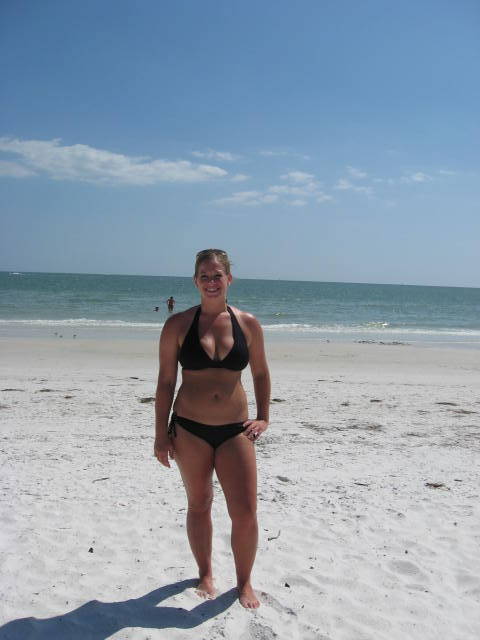 mymarinemindpart2:  Big set of this military babe pt 10 
