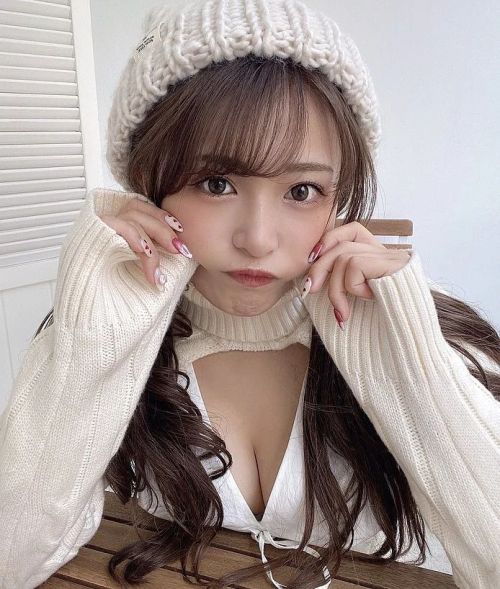 #百瀬りえ #rie_momose  www.instagram.com/p/CWJ55r3BAN-/?utm_medium=tumblr