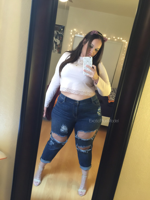 Sex Curvy Girl pictures