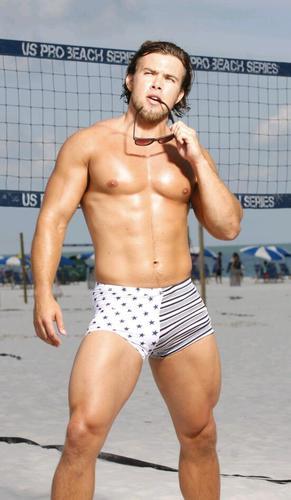 wwenude:Brad Maddox sexiness has been missed on my tv screen :-(  He was the epitome