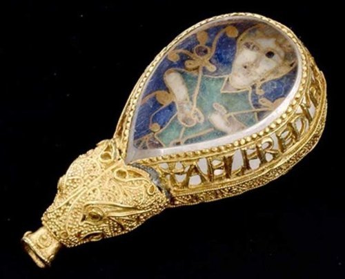 eadfrith:King Alfred the Great - Died today, 26th October in 899An inscription on King Alfred the Gr