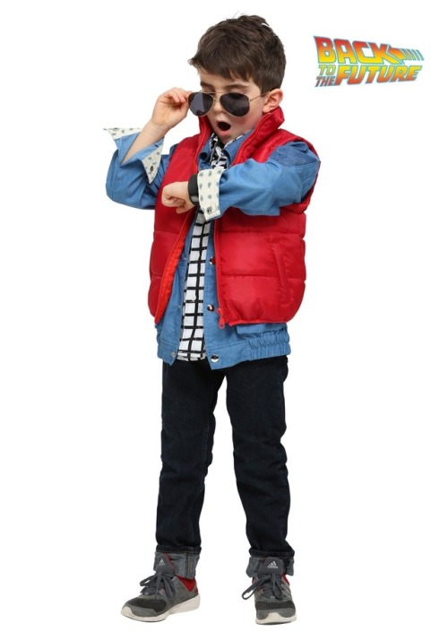 cinnamongeek:‘Tis the season for Marty Mcfly Halloween Costumes modelled by awkwardly gawking people