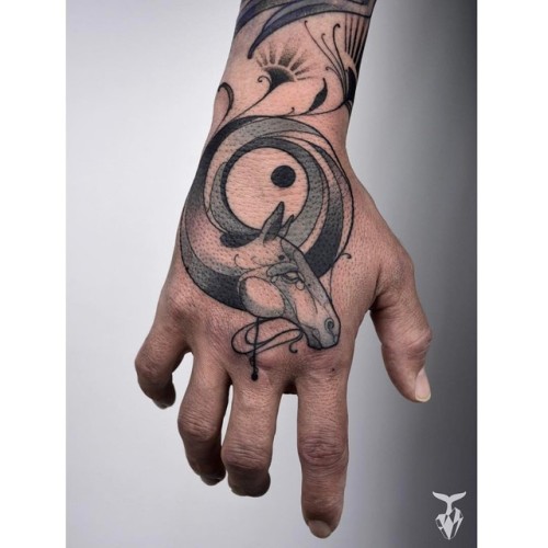 - birth -  #customtattoo #budapesttattoo #oneofakind #hungariantattooartist #feherlofia #handtattoo 