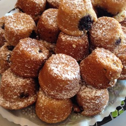 babycakesnyc:  Oh, hi jelly donuts.Happy Hanukkah!