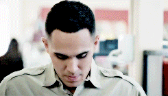alexavegafan: Oscar: “What’s wrong with this?”Karla: “Everything.” (x)