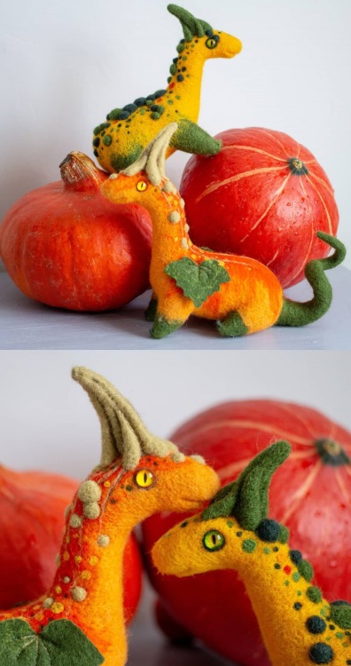 bitterradiolarite:sosuperawesome:Pumpkin and Forest DragonsAlena Bobrova on Etsy @hermitpolarbear @o