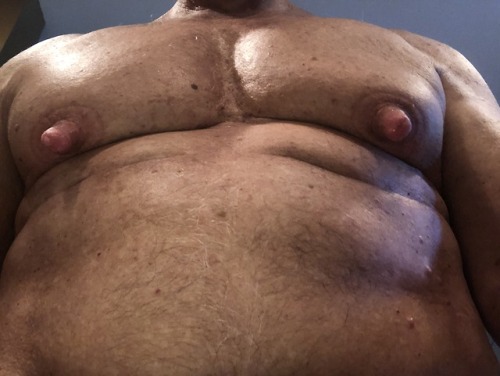 mjrmannipps96816: mrrktek54: Many have asked for me to post  my own huge nips so here you are. I pum