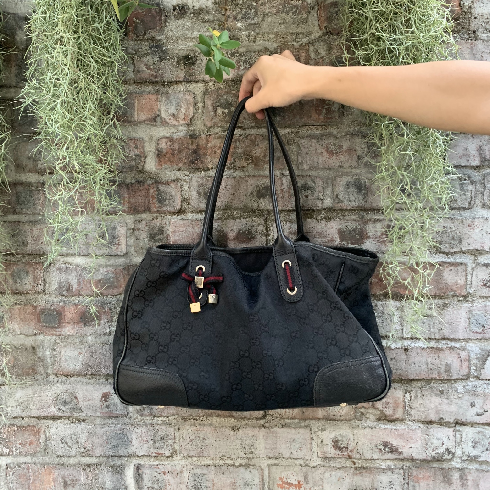 At Auction: Gucci, Gucci Italian Designer Black Canvas Hobo Bag Purse