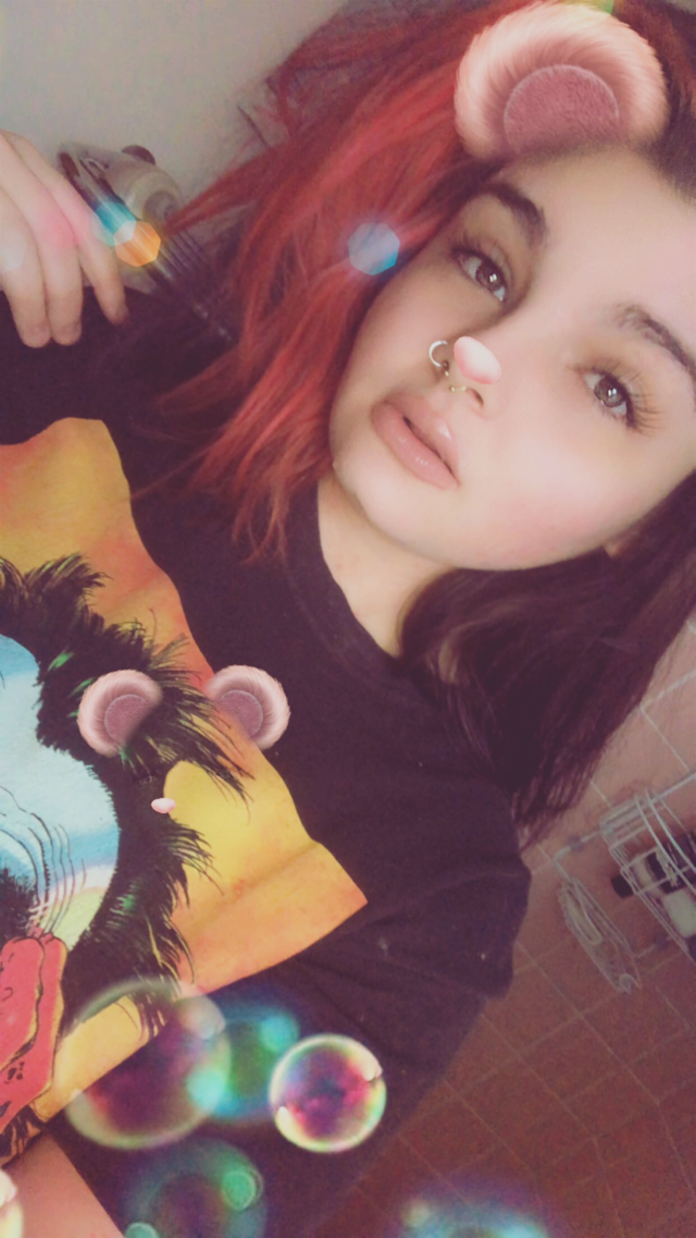 jabbathaslut:  someone love me