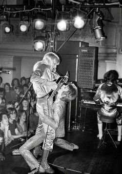 therealmickrock:  Excited to be back at Paul Allen’s Museum of Pop in Seattle. Due to popular demand, my Bowie exhibition which has been on display since July, has now been extended through March!  Visit http://bit.ly/2zwa3n1 for more info. xM 