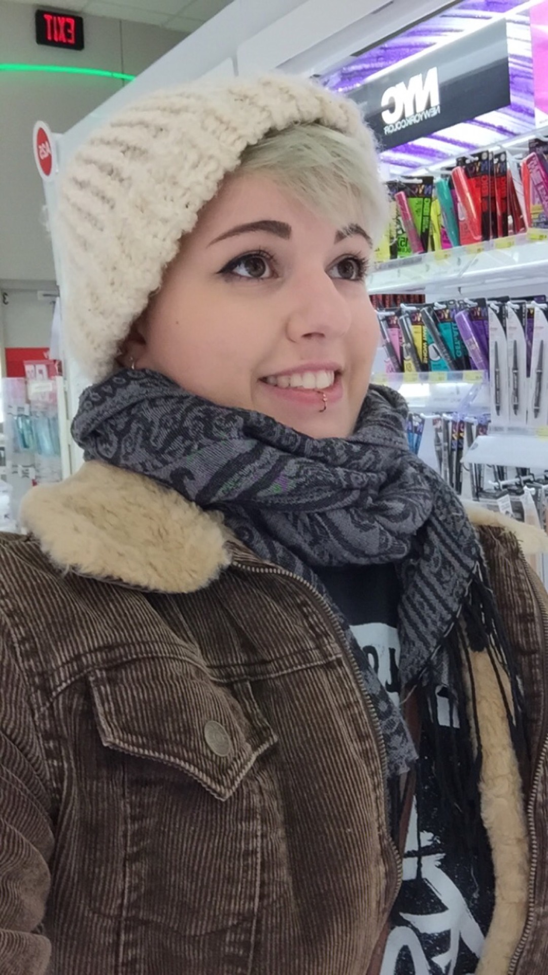auldron:  the makeup isle in target has beautiful lighting